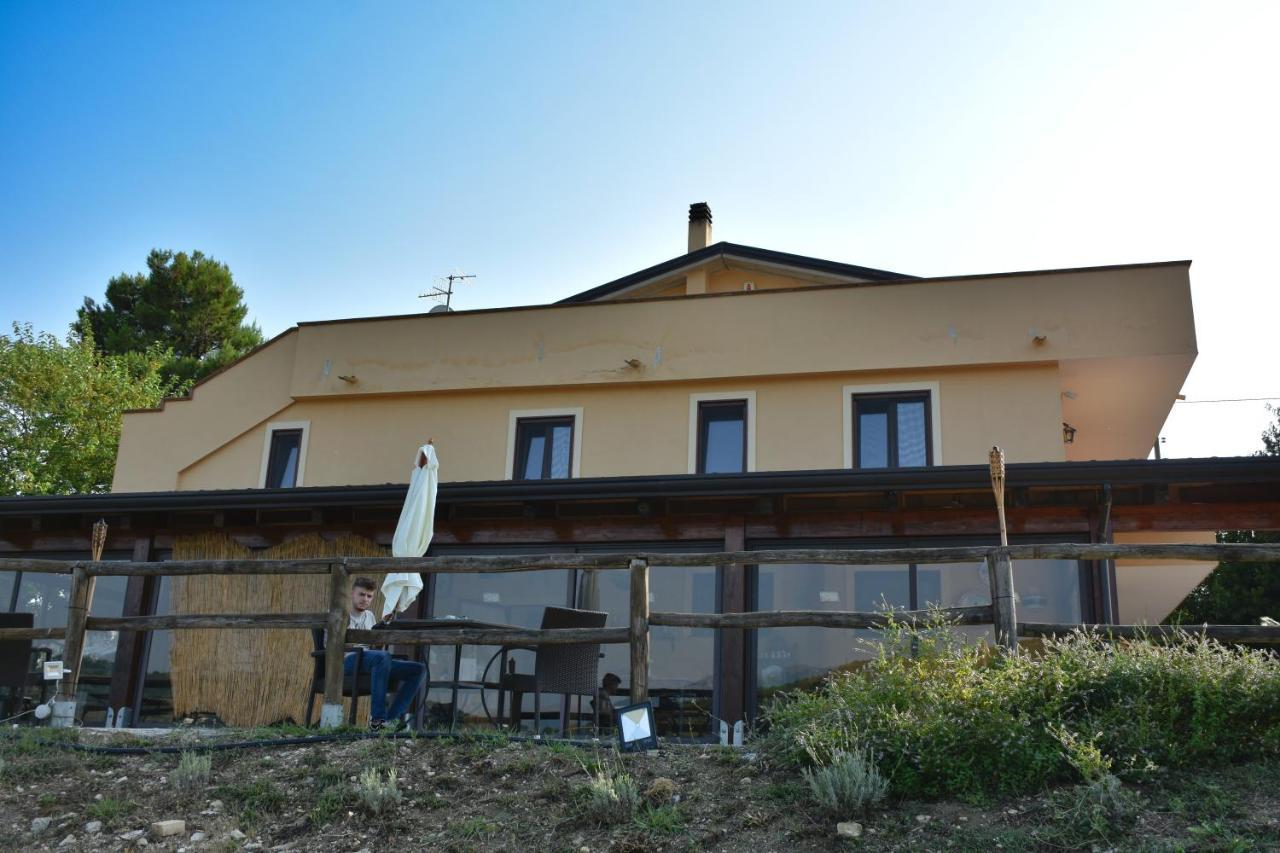 Agriturismo B&B Il Rifugio Di Nino Contursi Eksteriør bilde