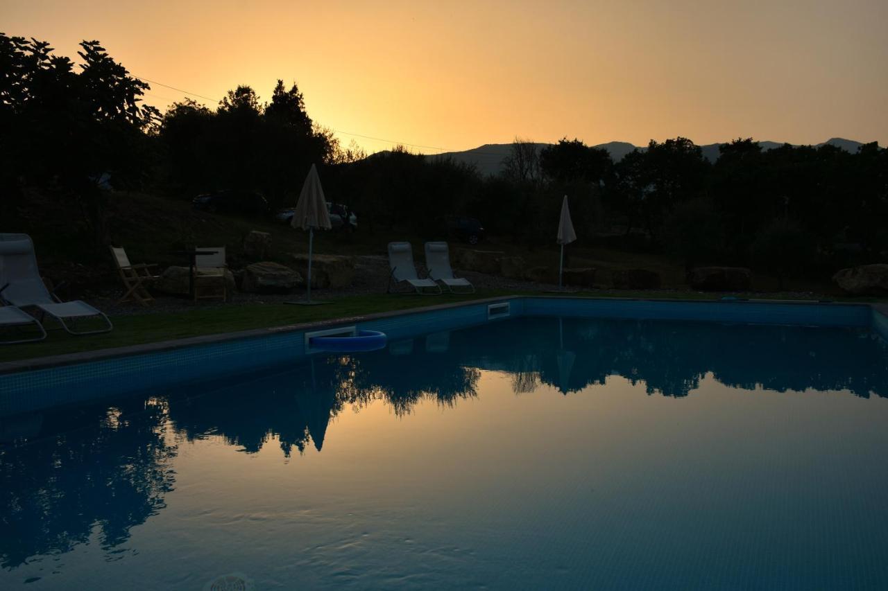 Agriturismo B&B Il Rifugio Di Nino Contursi Eksteriør bilde