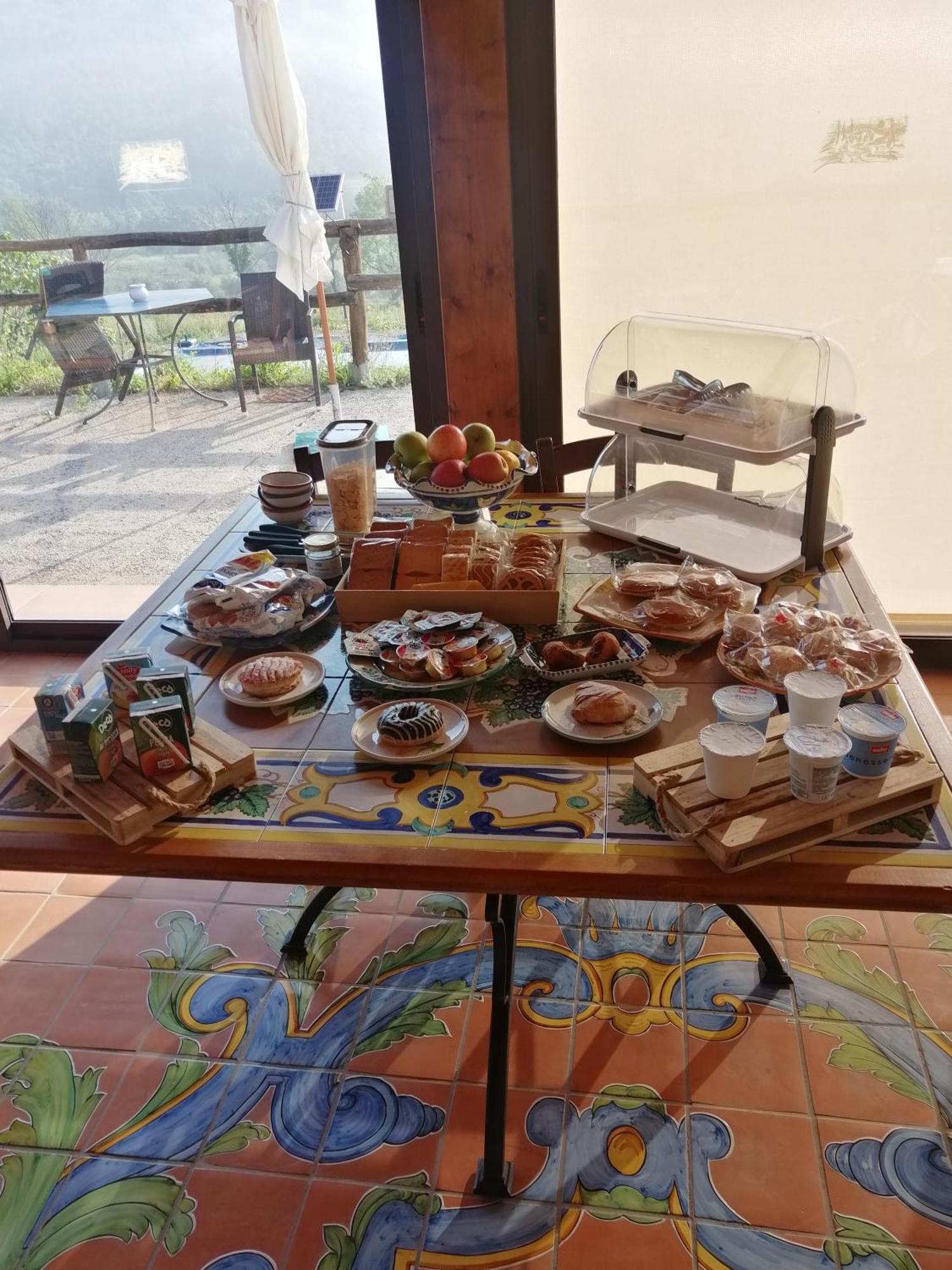 Agriturismo B&B Il Rifugio Di Nino Contursi Eksteriør bilde