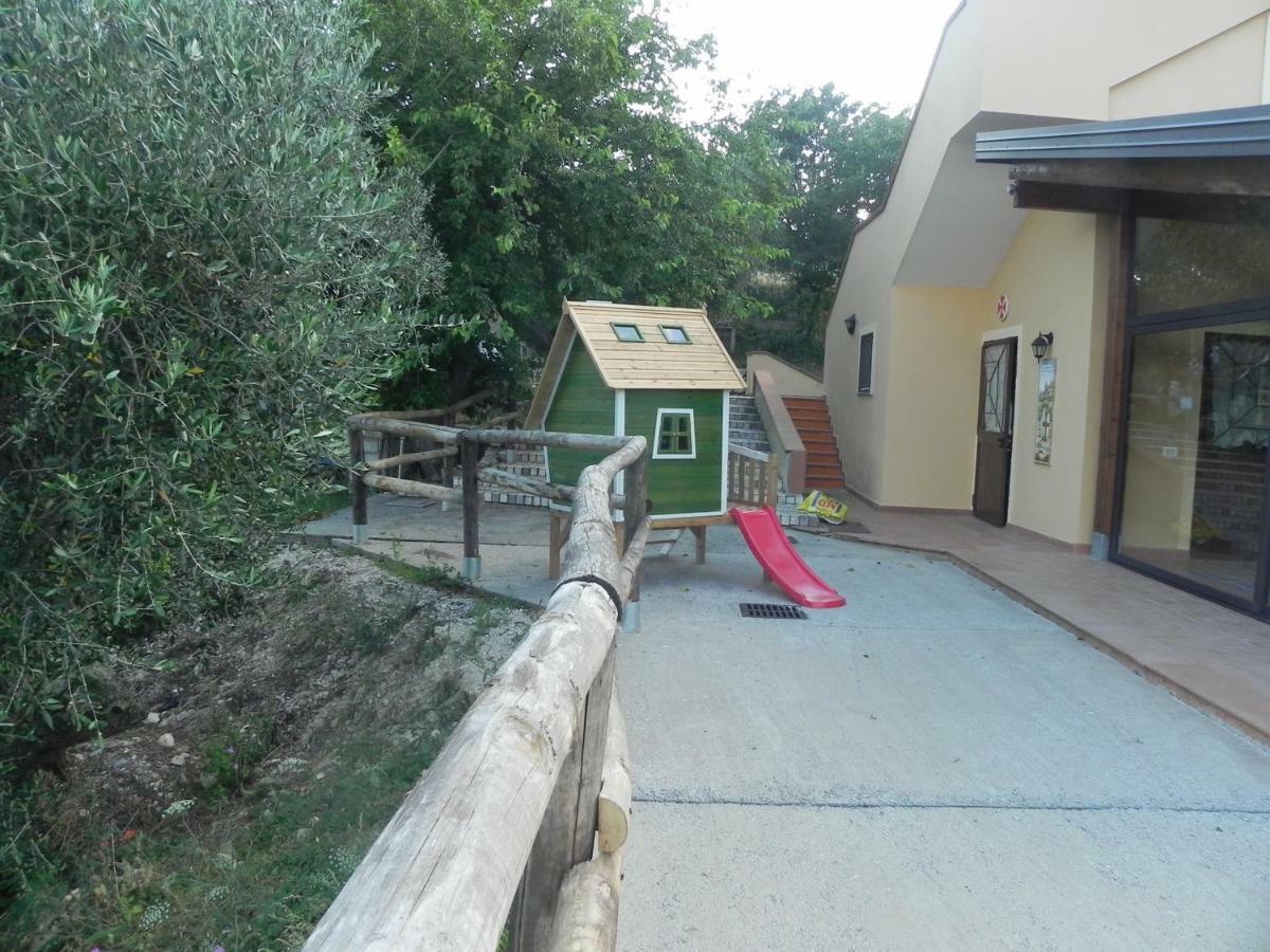 Agriturismo B&B Il Rifugio Di Nino Contursi Eksteriør bilde